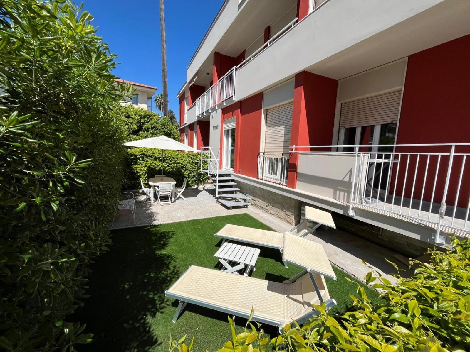 Appartamenti Villa Mirella Bordighera Exterior foto