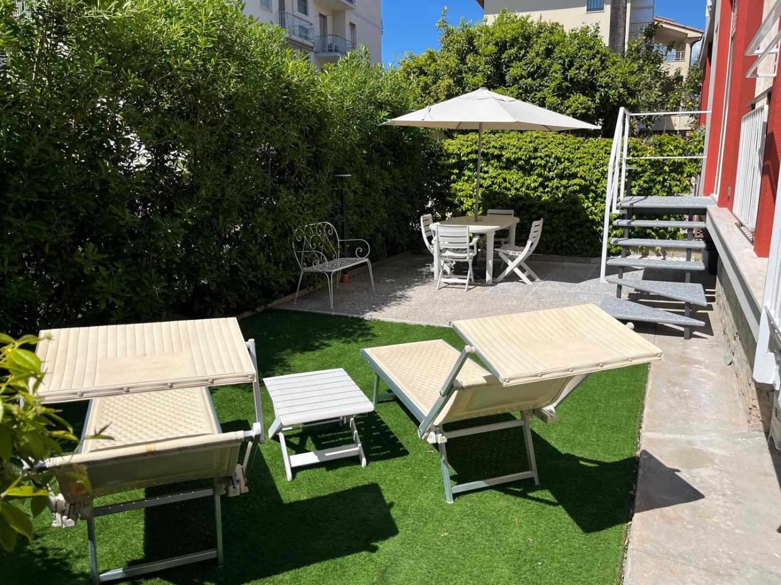 Appartamenti Villa Mirella Bordighera Exterior foto